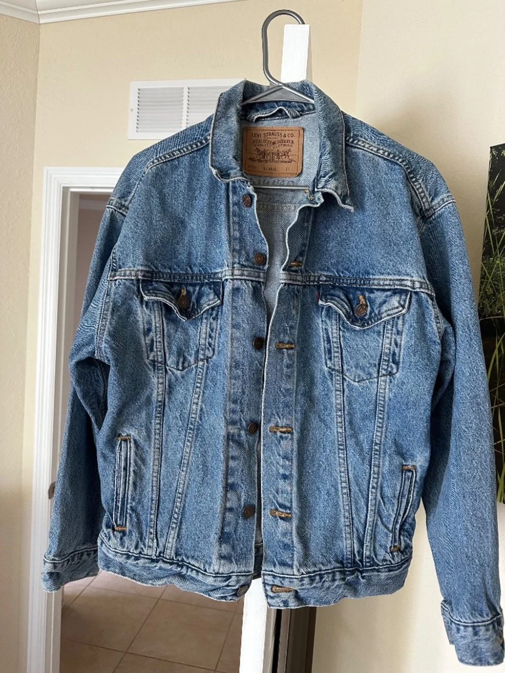 Vintage 90s Levi's 57510-0214 Denim Trucker Jacket USA Made XL 20 Red Tab